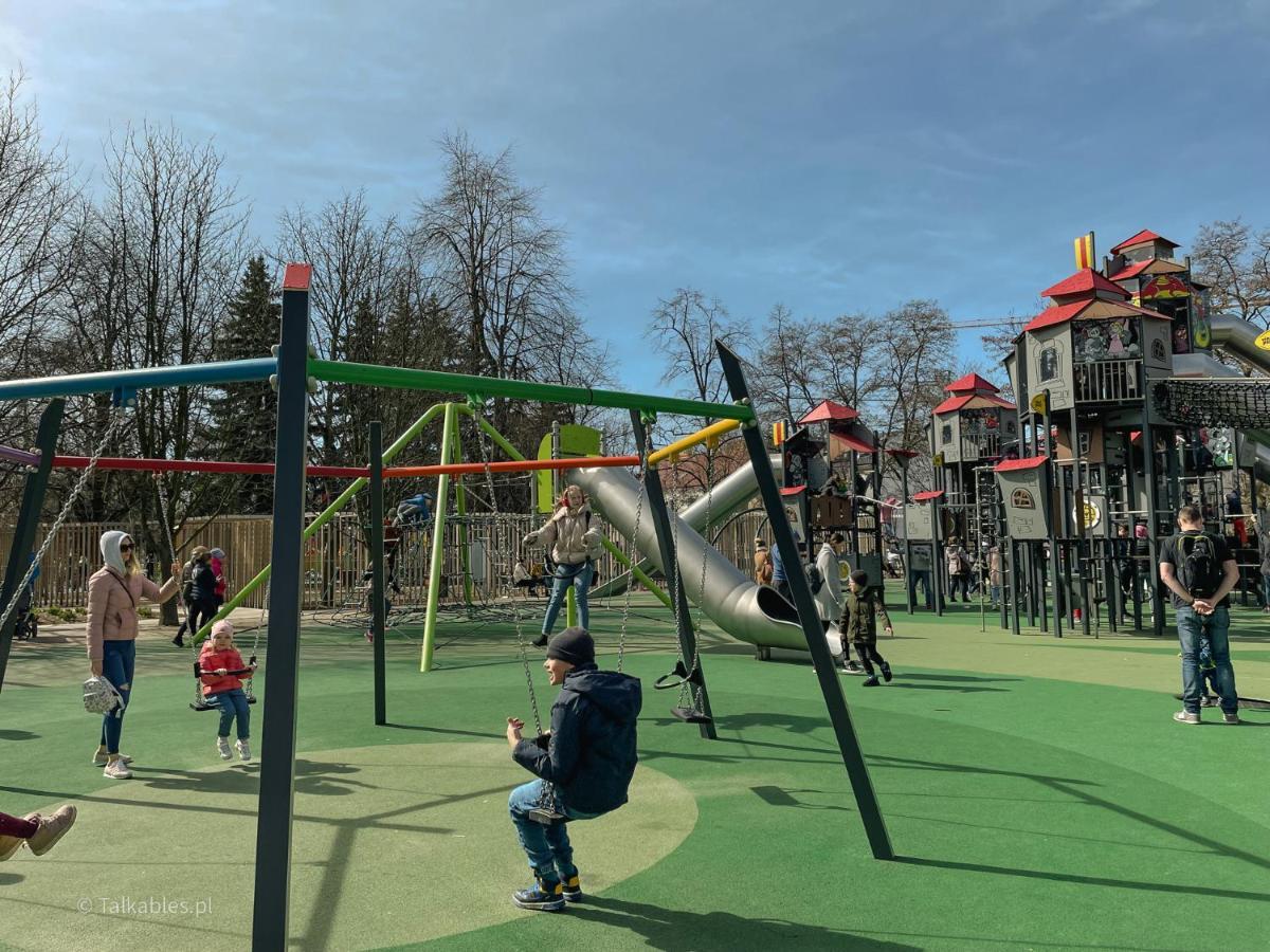 פרוז'קוב Juna - Nowoczesny Apartament W Centrum Z Widokiem Na Park מראה חיצוני תמונה